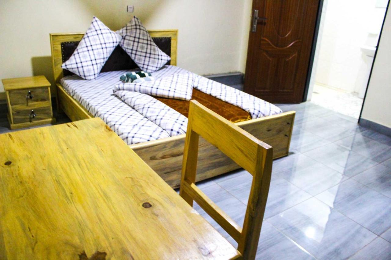 Akagera Neighbors Bed and Breakfast Kabarondo Buitenkant foto
